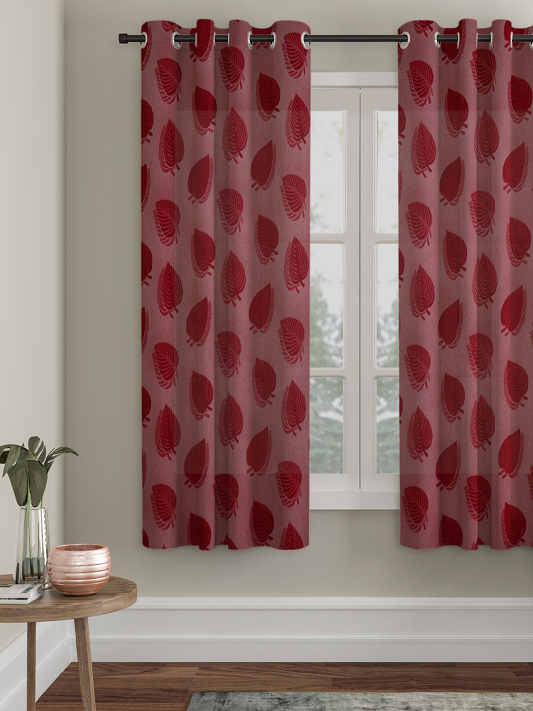 

HOSTA HOMES White & Maroon Floral Window Curtain