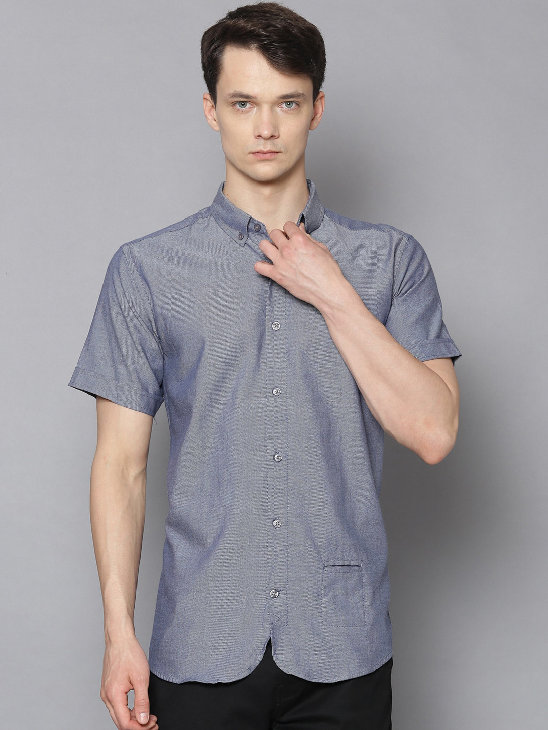 

LINDBERGH Men Blue Slim Fit Solid Casual Shirt