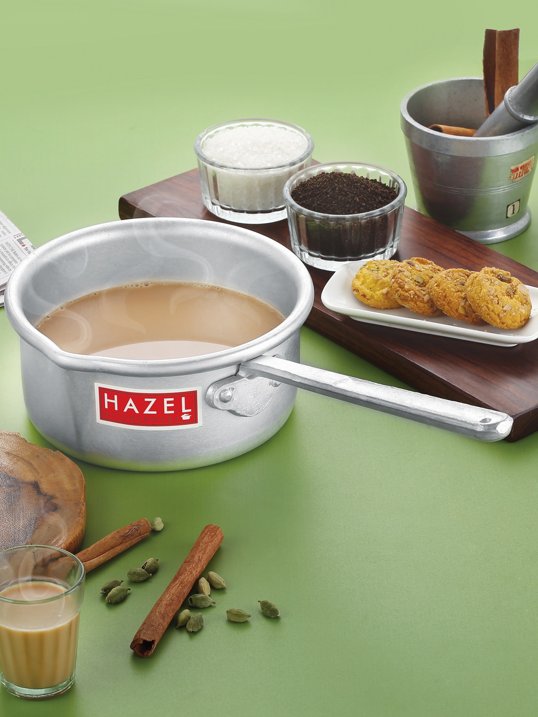 

HAZEL Silver-Toned Solid Saucepan 2600 Ml