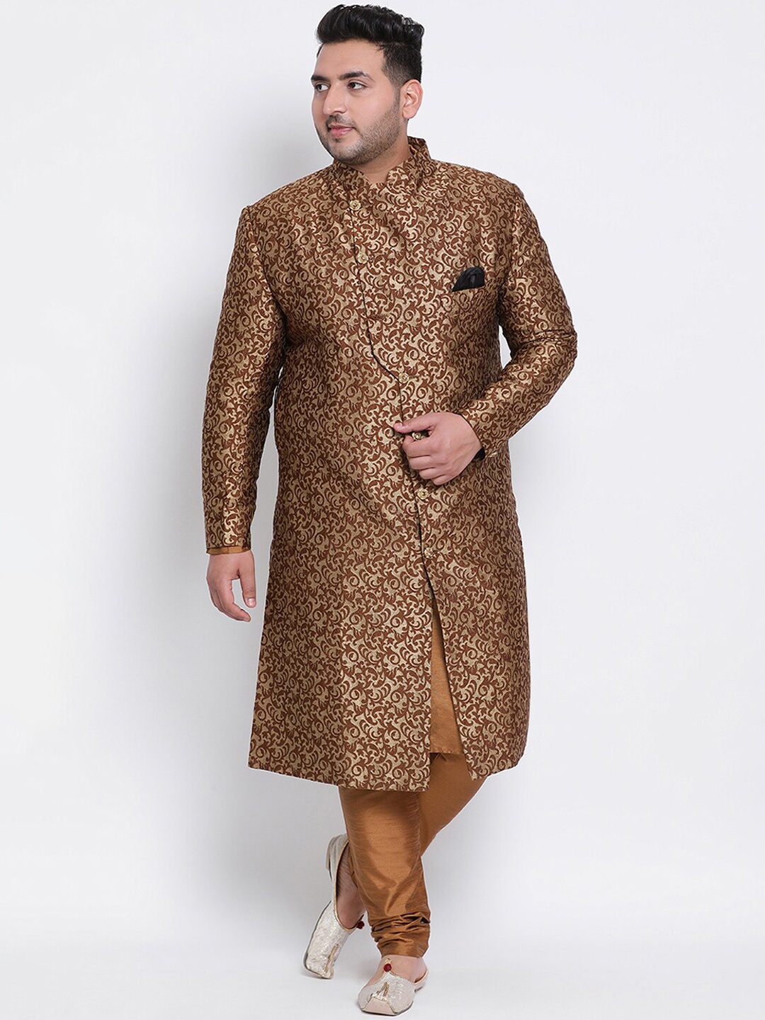 

hangup plus Men Brown & Gold-Coloured Self-Design Sherwani Set