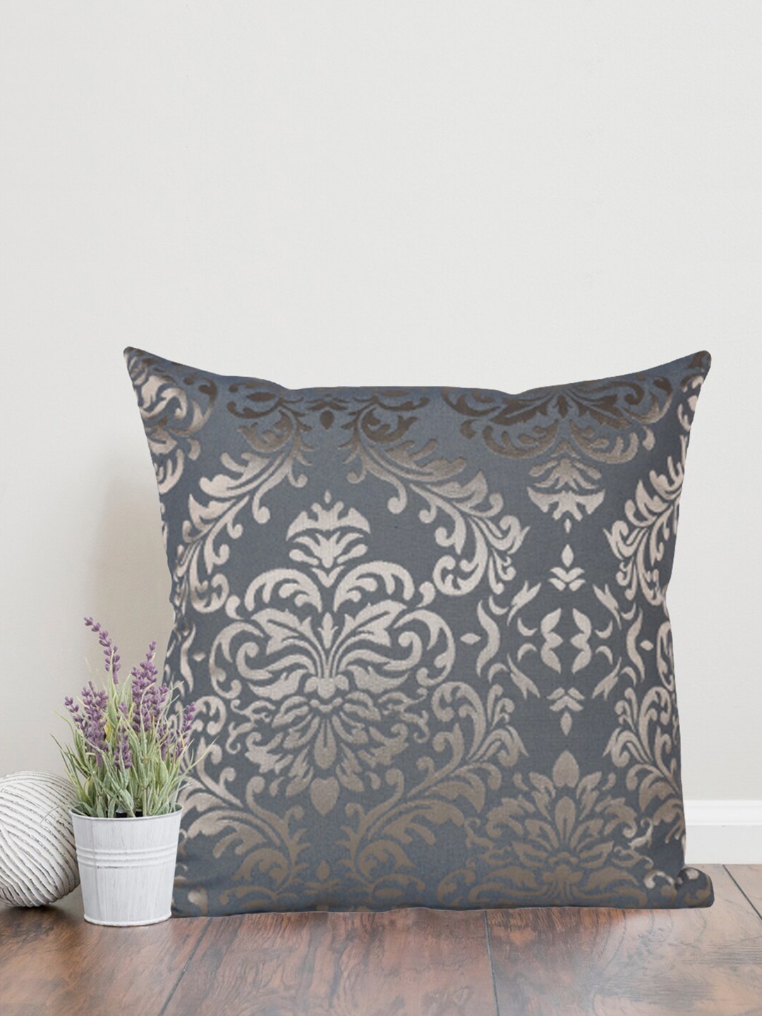 

Home Blue & Gold Toned Ethnic Motifs Cotton Square Cushion Cover
