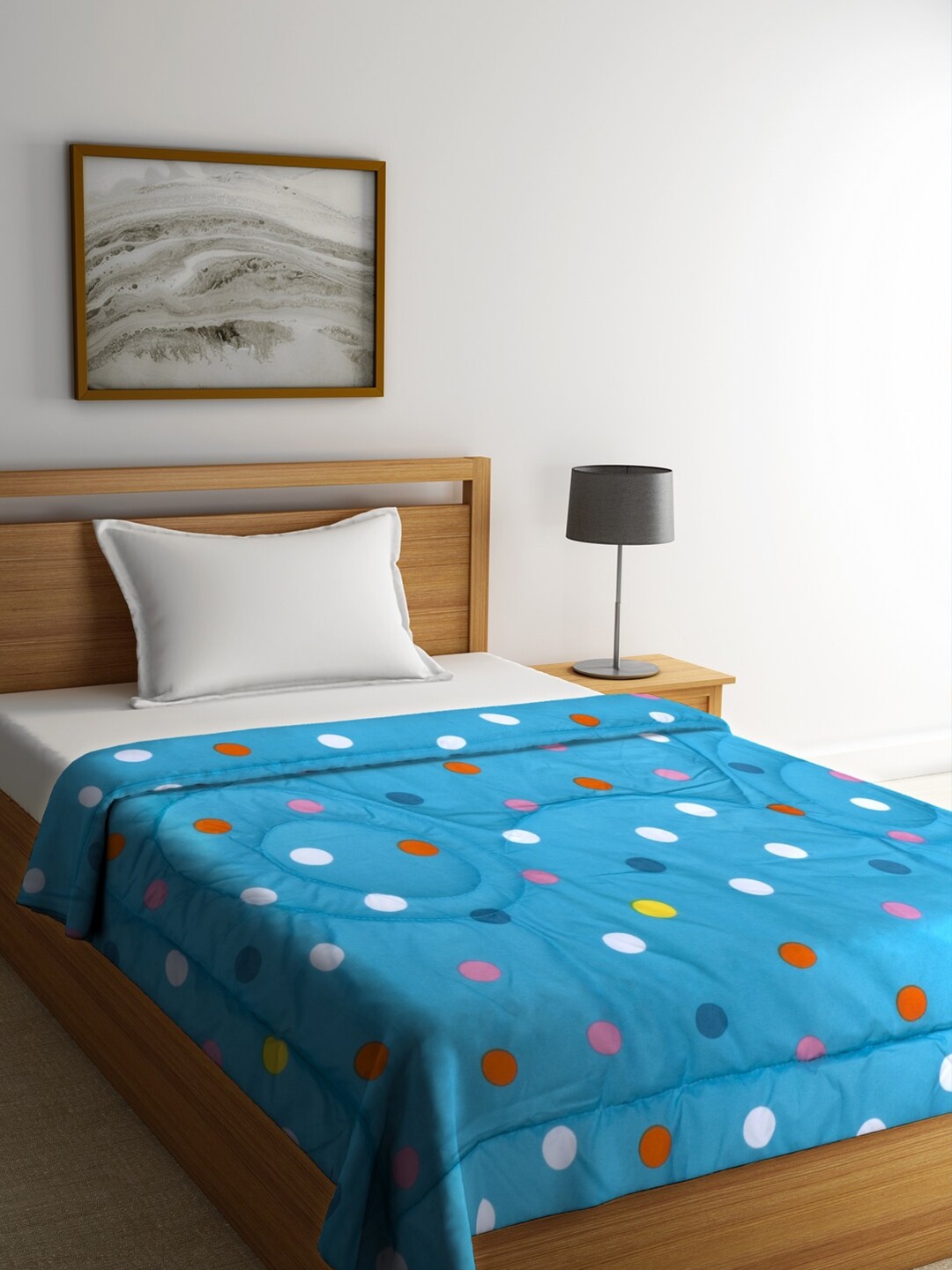 

Raymond Home Blue & White Geometric Microfiber Mild Winter 150 GSM Single Bed Quilt