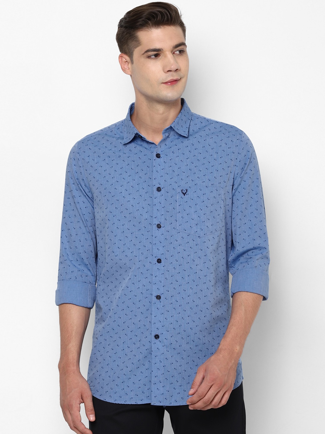

Allen Solly Men Blue Pure Cotton Slim Fit Printed Casual Shirt