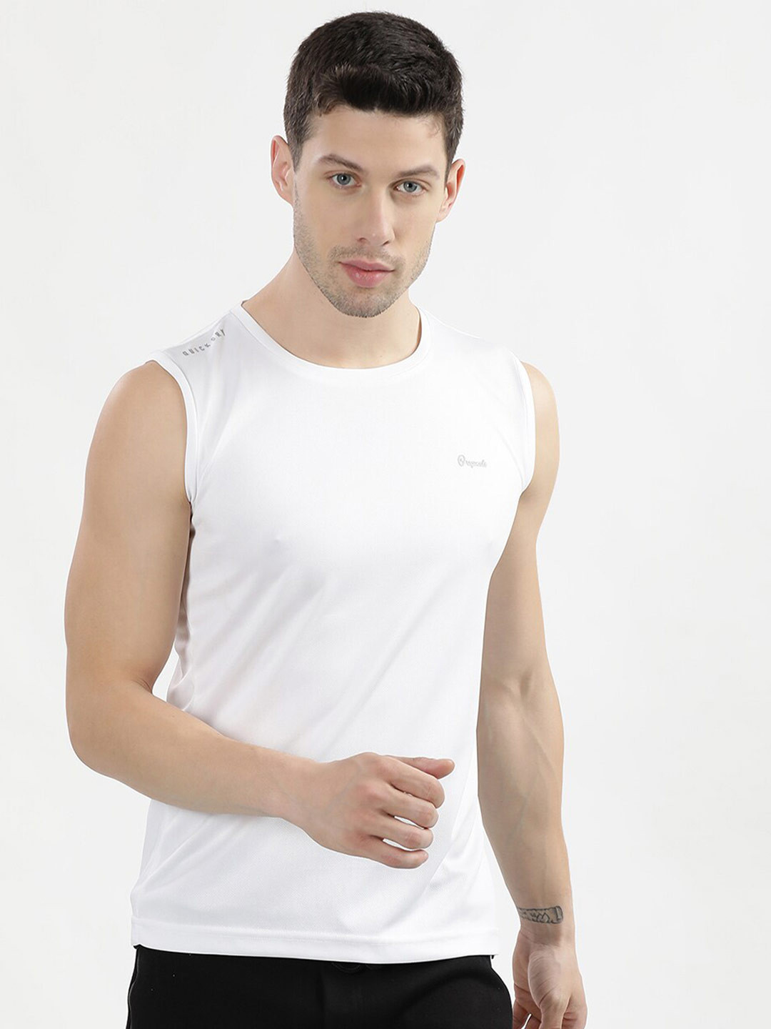 

V2 Value & Variety Men White Solid Sleeveless T-shirt
