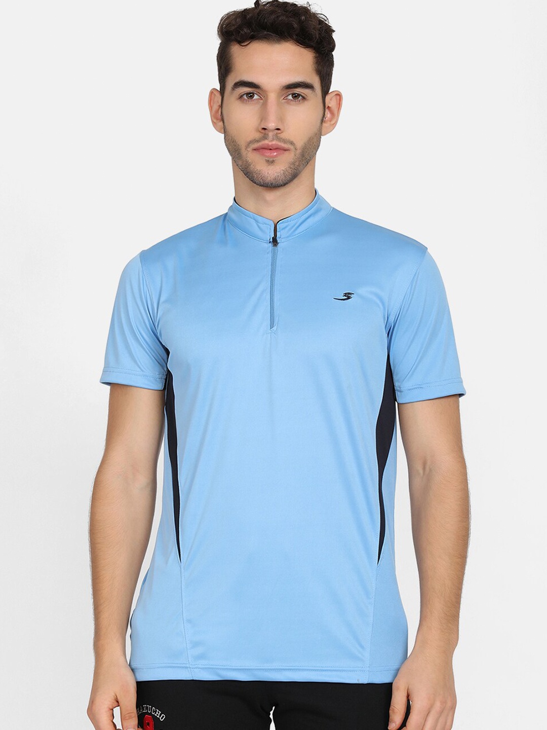

V2 Value & Variety Men Blue Mandarin Collar Slim Fit T-shirt