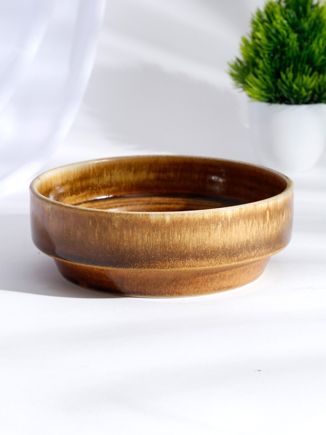 

Fabindia Brown 1 Piece Ceramic Jaksh Glazed Serving Bowl