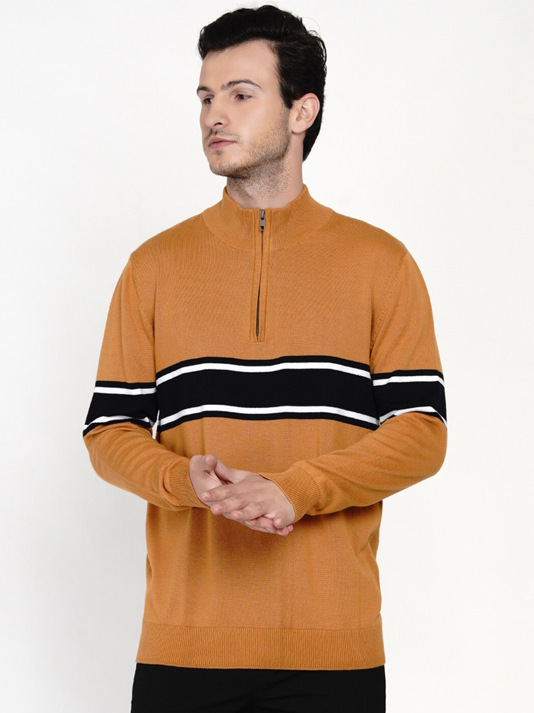 

ARMISTO Men Mustard & Black Colourblocked Pullover
