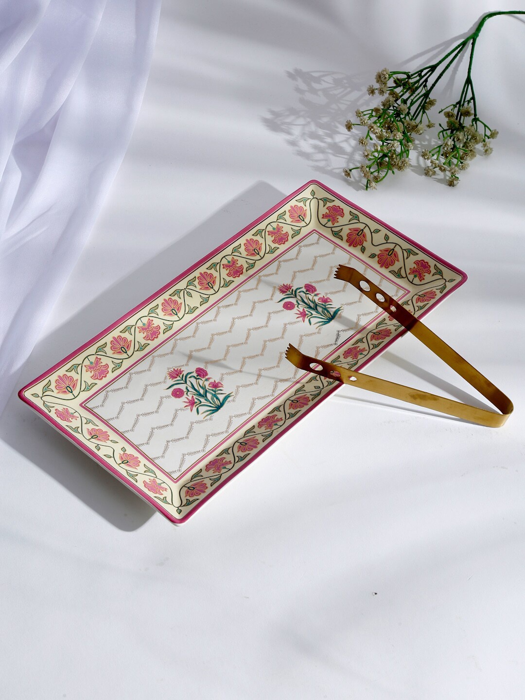 

Fabindia White & Pink Printed Porcelain Platter with Tongs