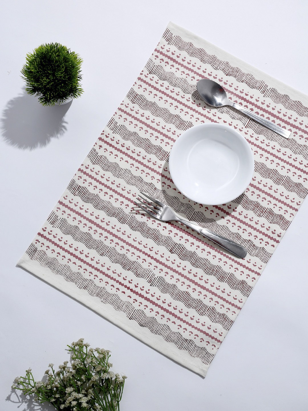 

Fabindia Set Of 4 Pink & Beige Printed Pure Cotton Table Mats