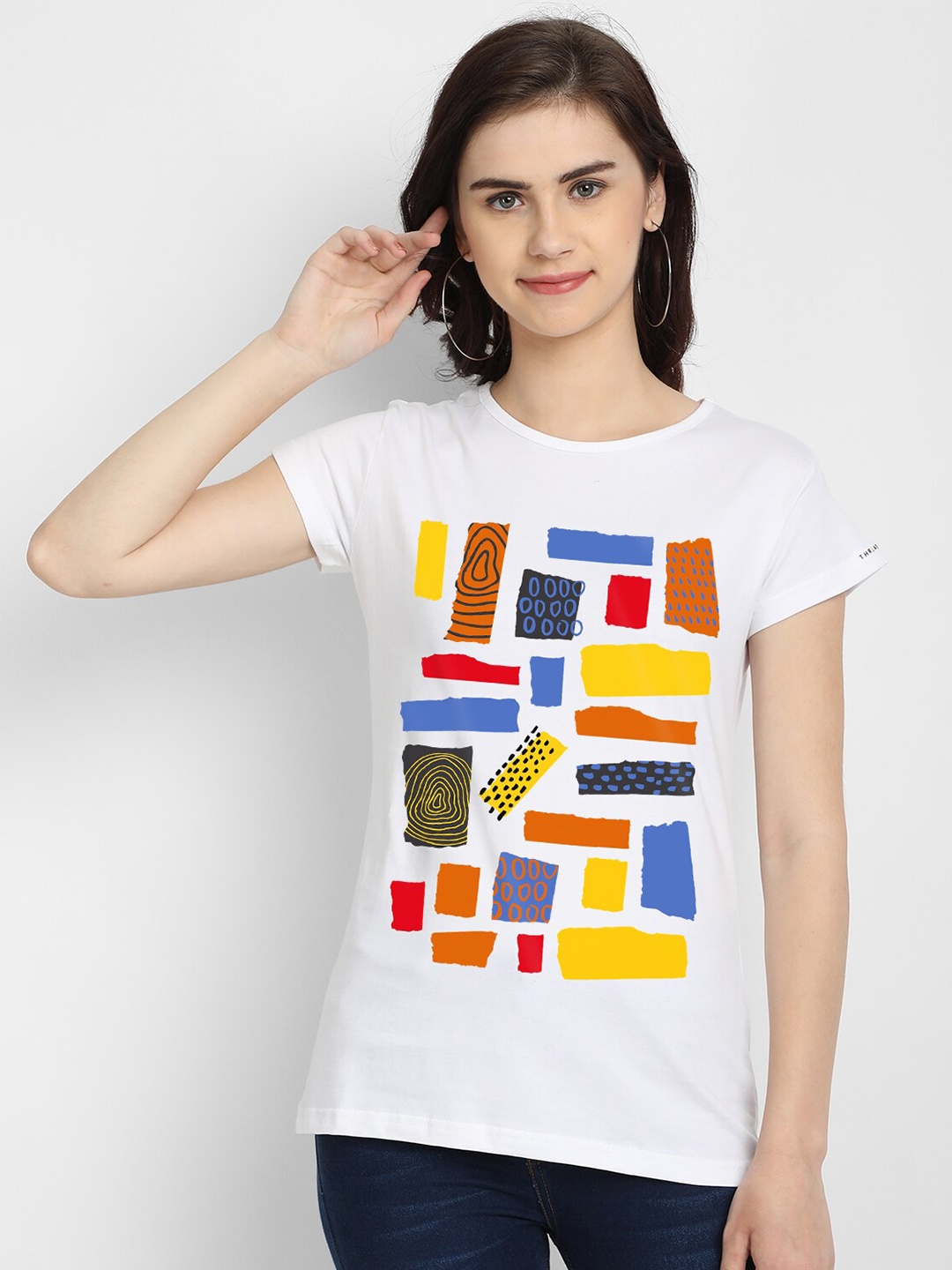 

THREADCURRY Women White Abstract Printed T-shirt