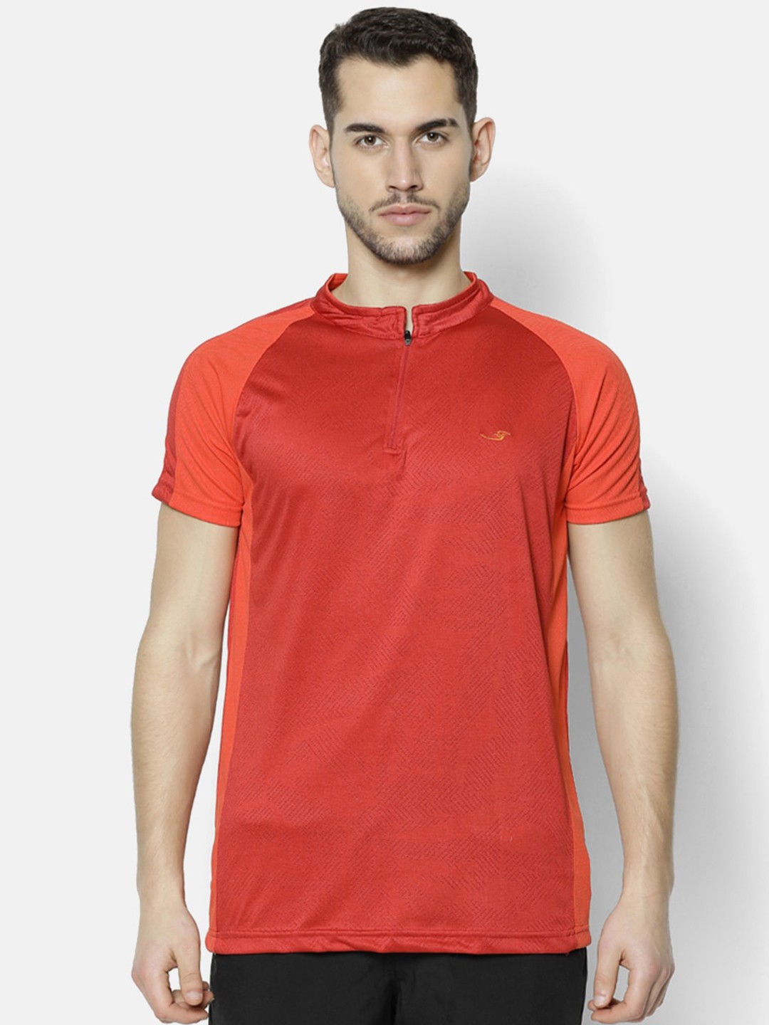 

V2 Value & Variety Men Solid Colourblocked Red T-shirt