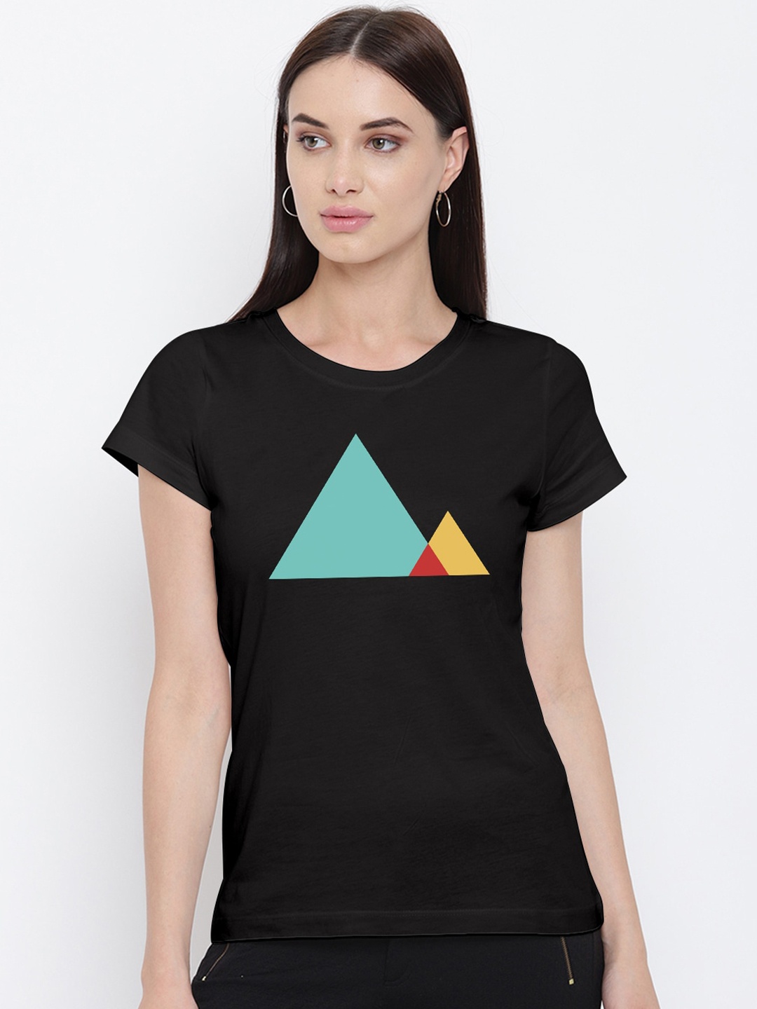 

THREADCURRY Women Black Geomentric Printed T-shirt