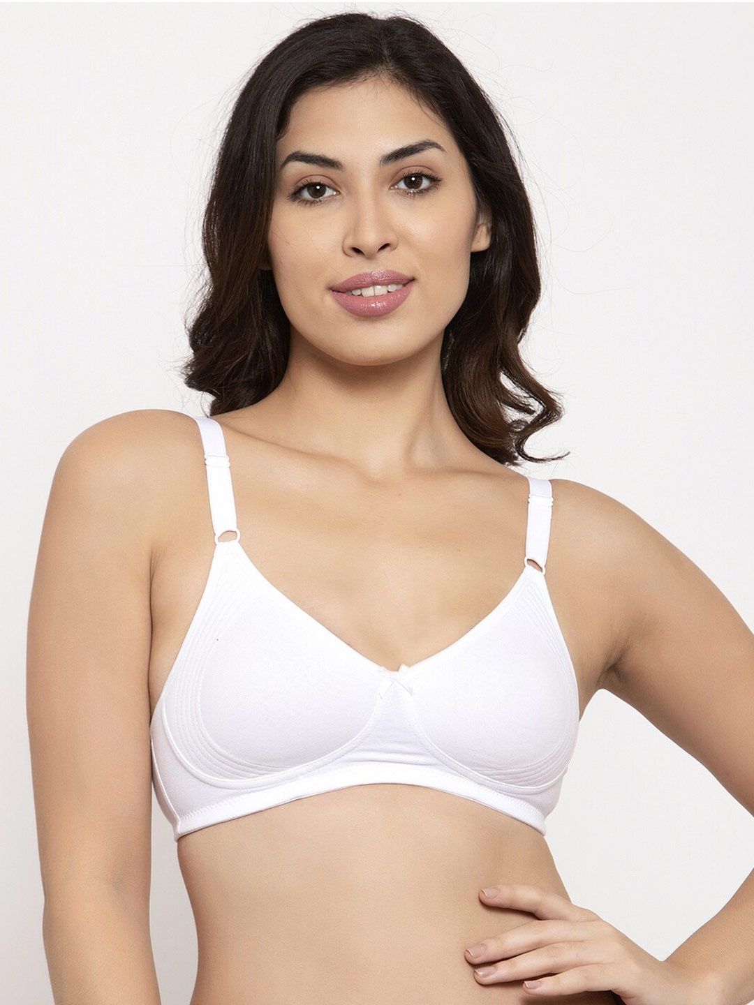 

Prag & Co White Non-Padded Non-Wired Full Coverage Support Bra AB30332BW