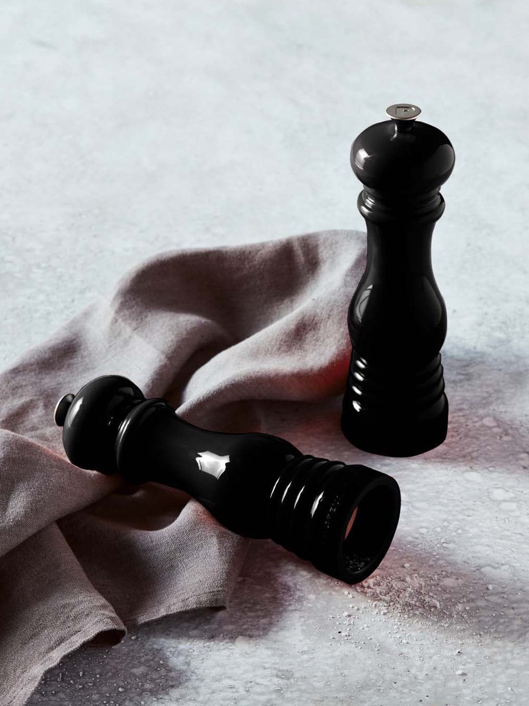 

LE CREUSET Black Class Pepper Mill