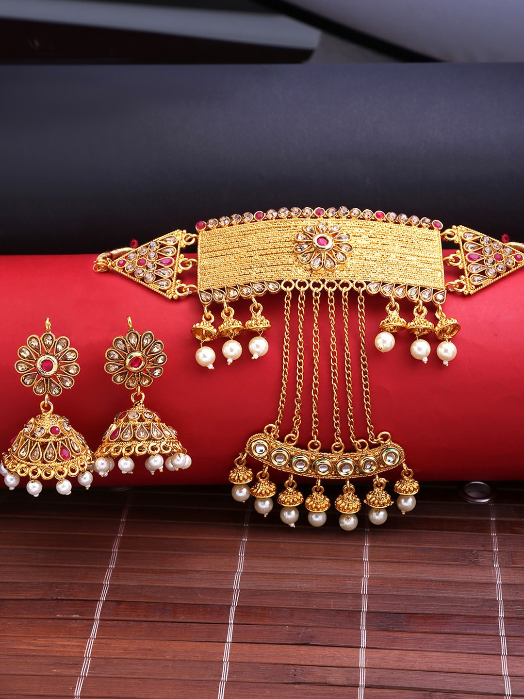 

Yellow Chimes Gold-Plated Red & White Kundan-Studded Handcrafted Jewellery Set