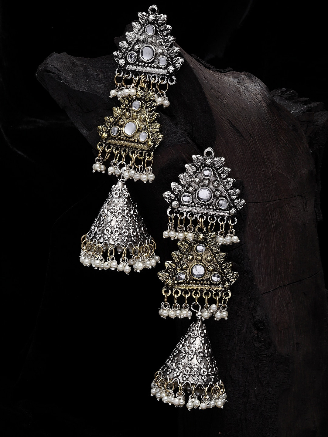 

Moedbuille Women Silver-Toned & Stones Studded Classic Jhumkas Earrings
