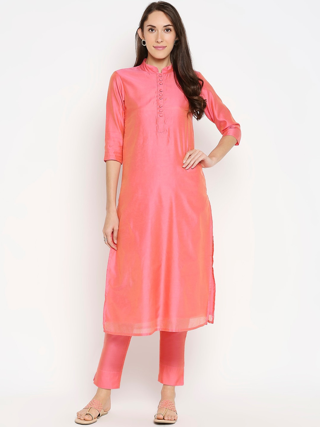 

Desi Weavess Women Pink High Slit Kurta with Trousers