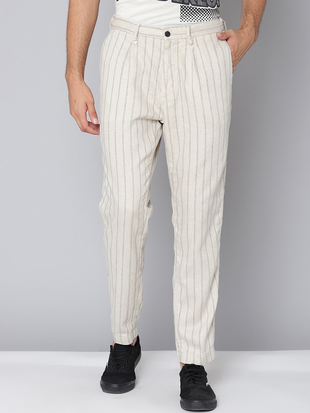 

Antony Morato Men Off White Striped Pleated Trousers