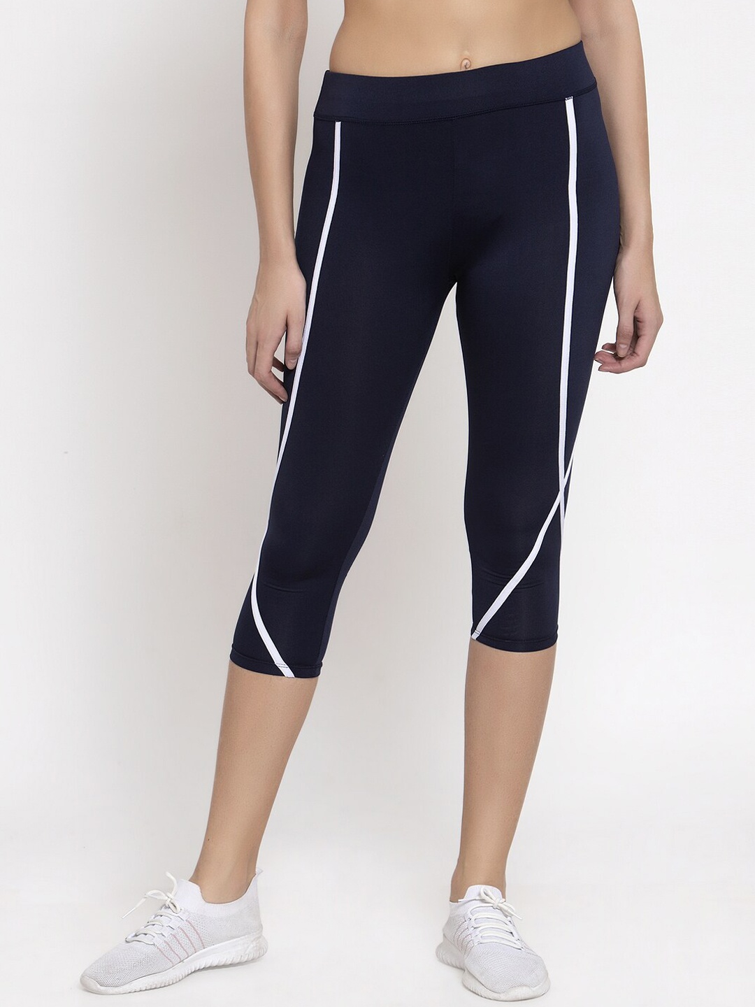 

MAKCLAN Women Navy Blue & White Solid Capri Tights