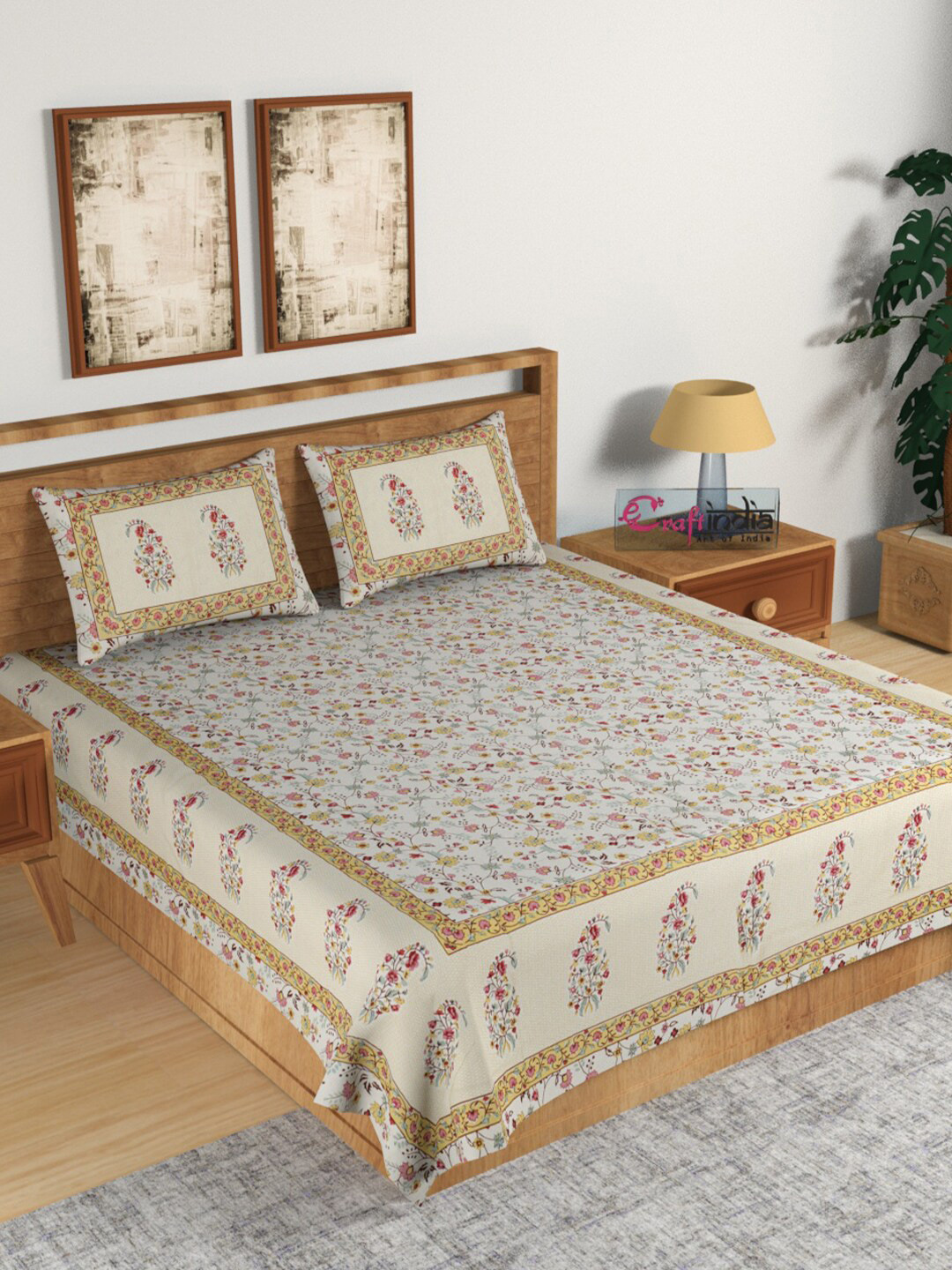 

eCraftIndia Off White & Yellow Floral 144 TC King Bedsheet with 2 Pillow Covers