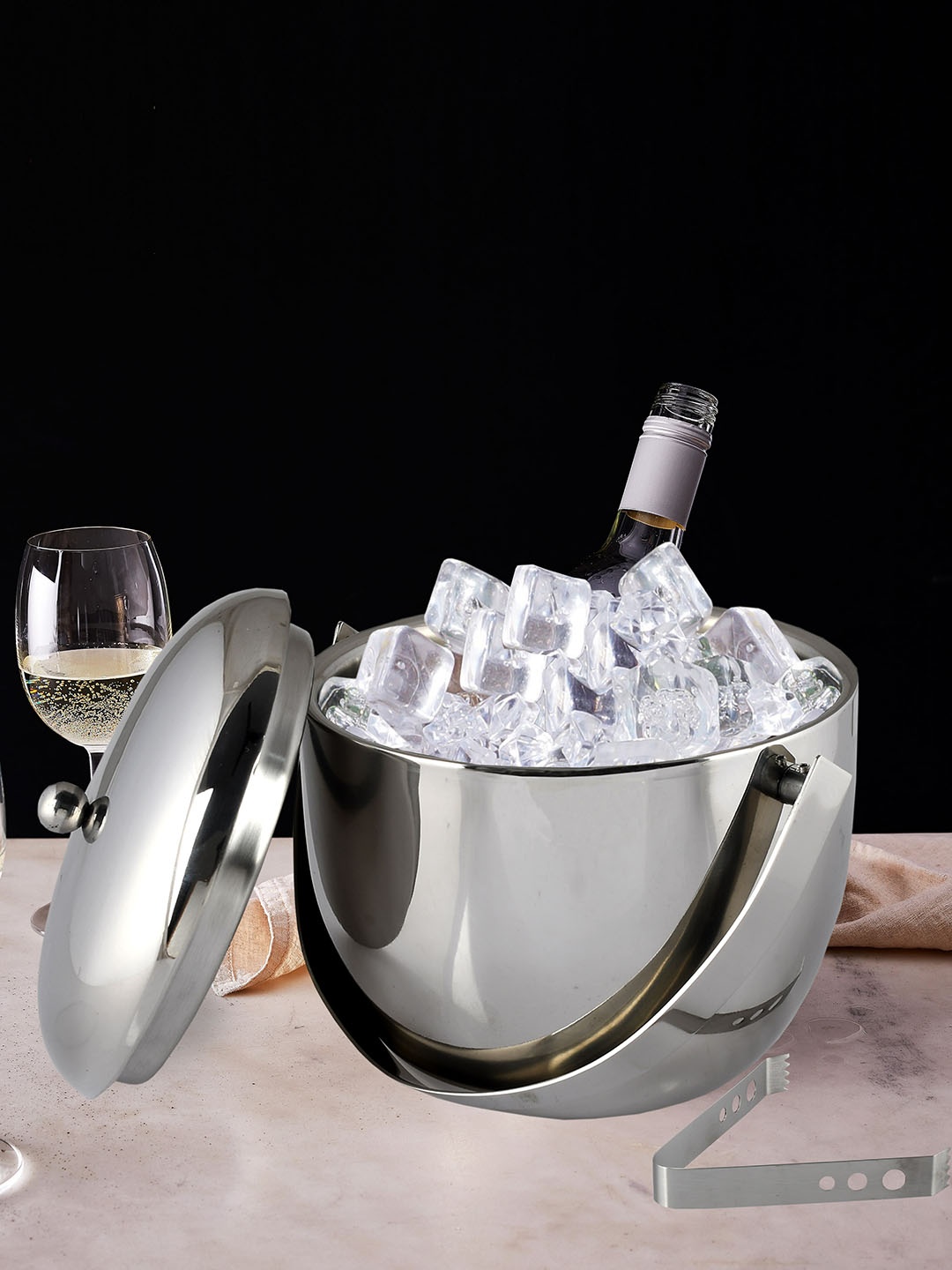 

Clasiko Silver-Toned Solid Stainless Steel Ice Bucket