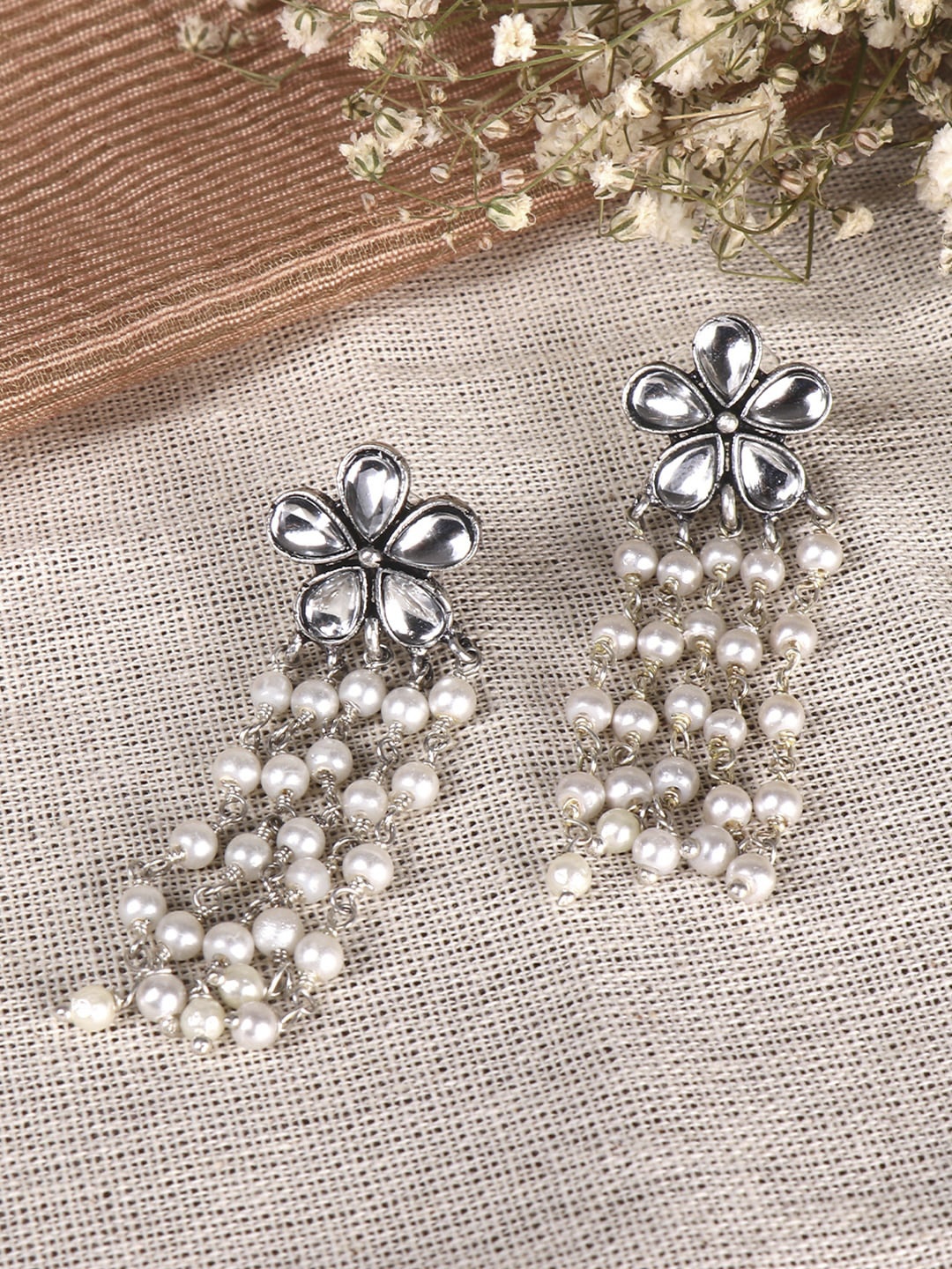 

TEEJH Women Silver-Toned Contemporary Drop Earrings