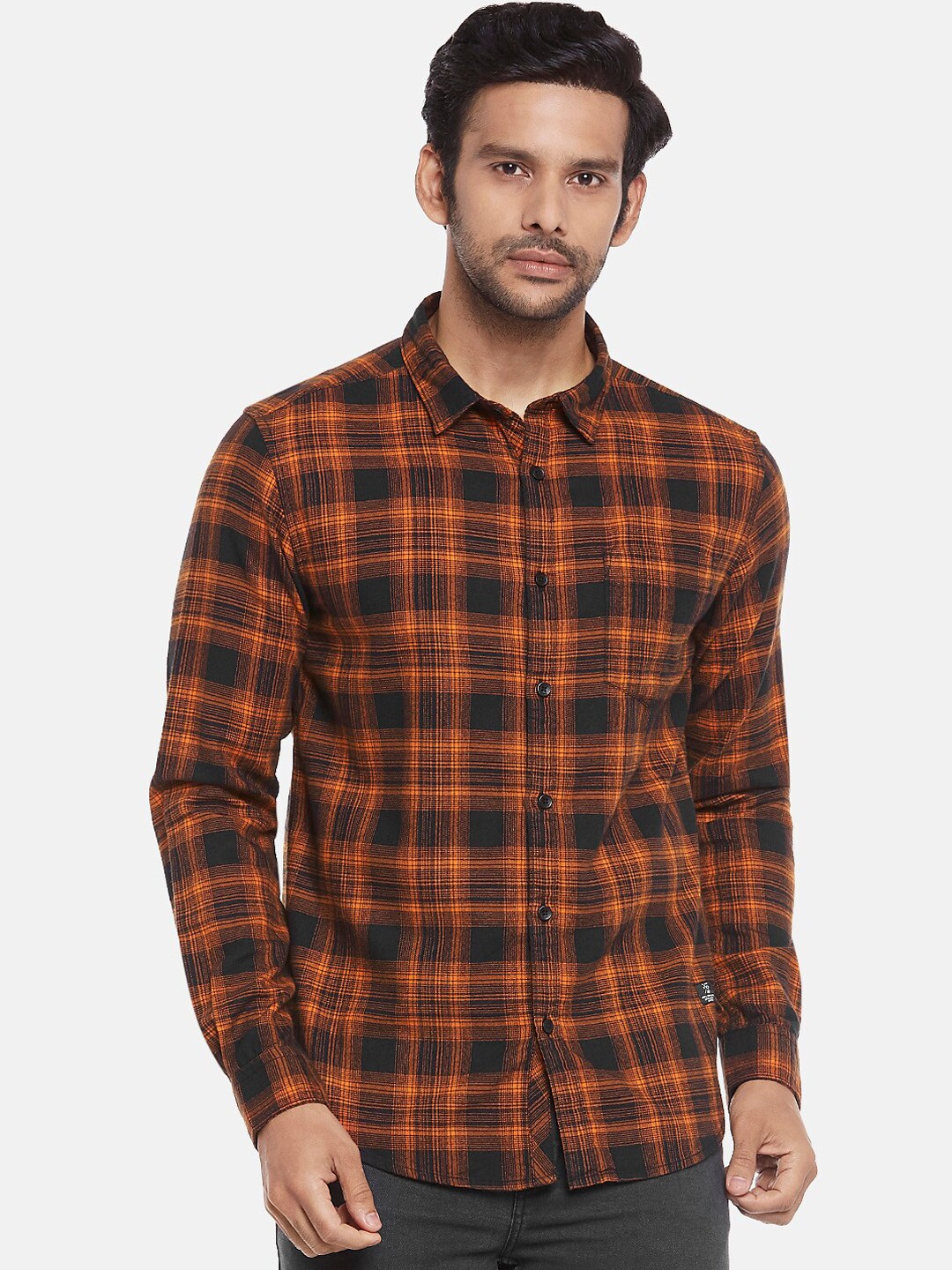 

People Men Black & Orange Slim Fit Checked Casual Shirt