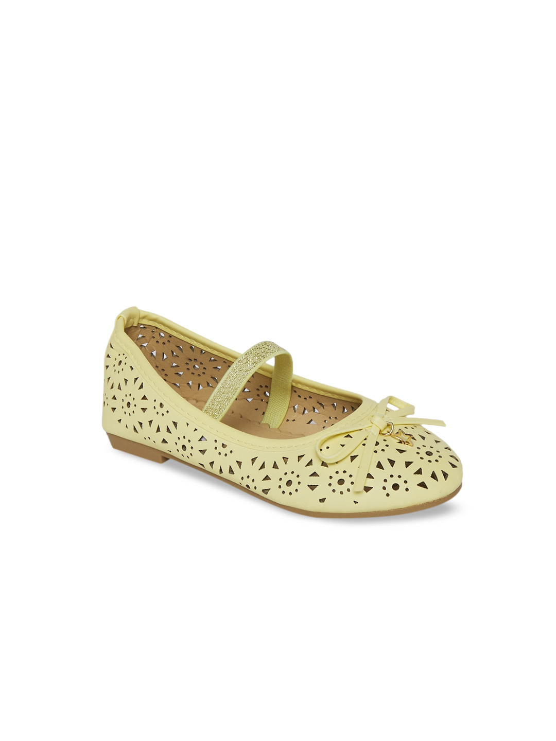 

Pantaloons Junior Girls Yellow Ballerinas