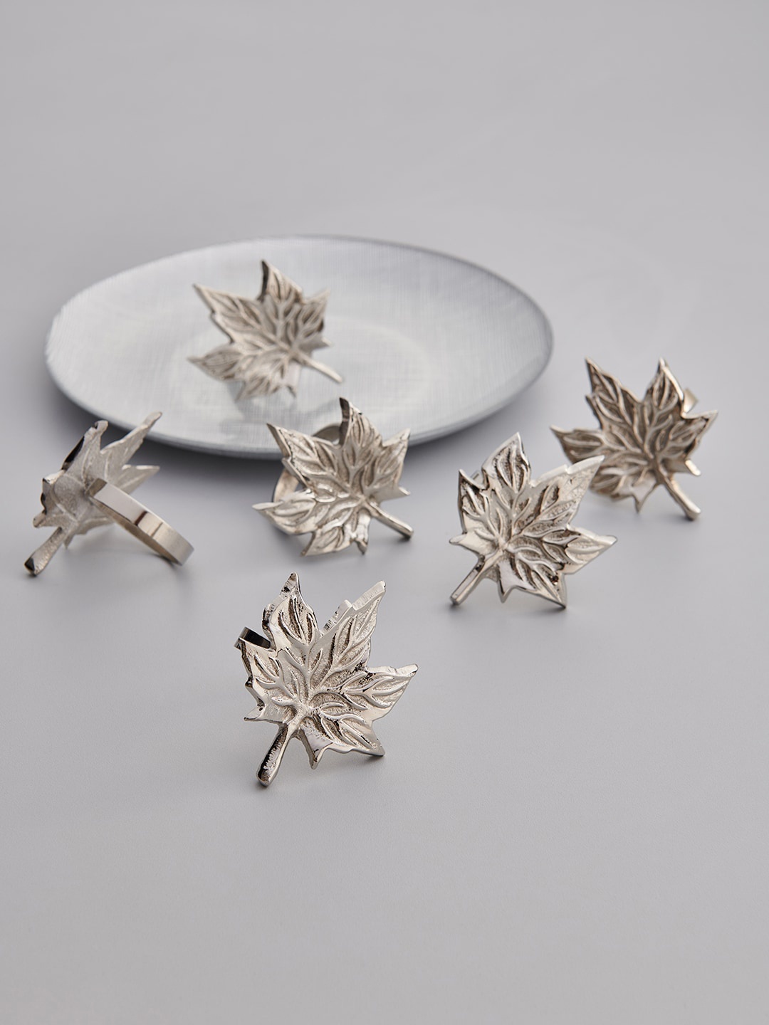 

Pure Home and Living Silver-Toned Set Of 6 Maple Leaf Napkin Ring