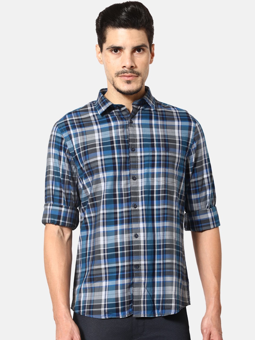 

J Hampstead Men Blue Slim Fit Checked Casual Shirt