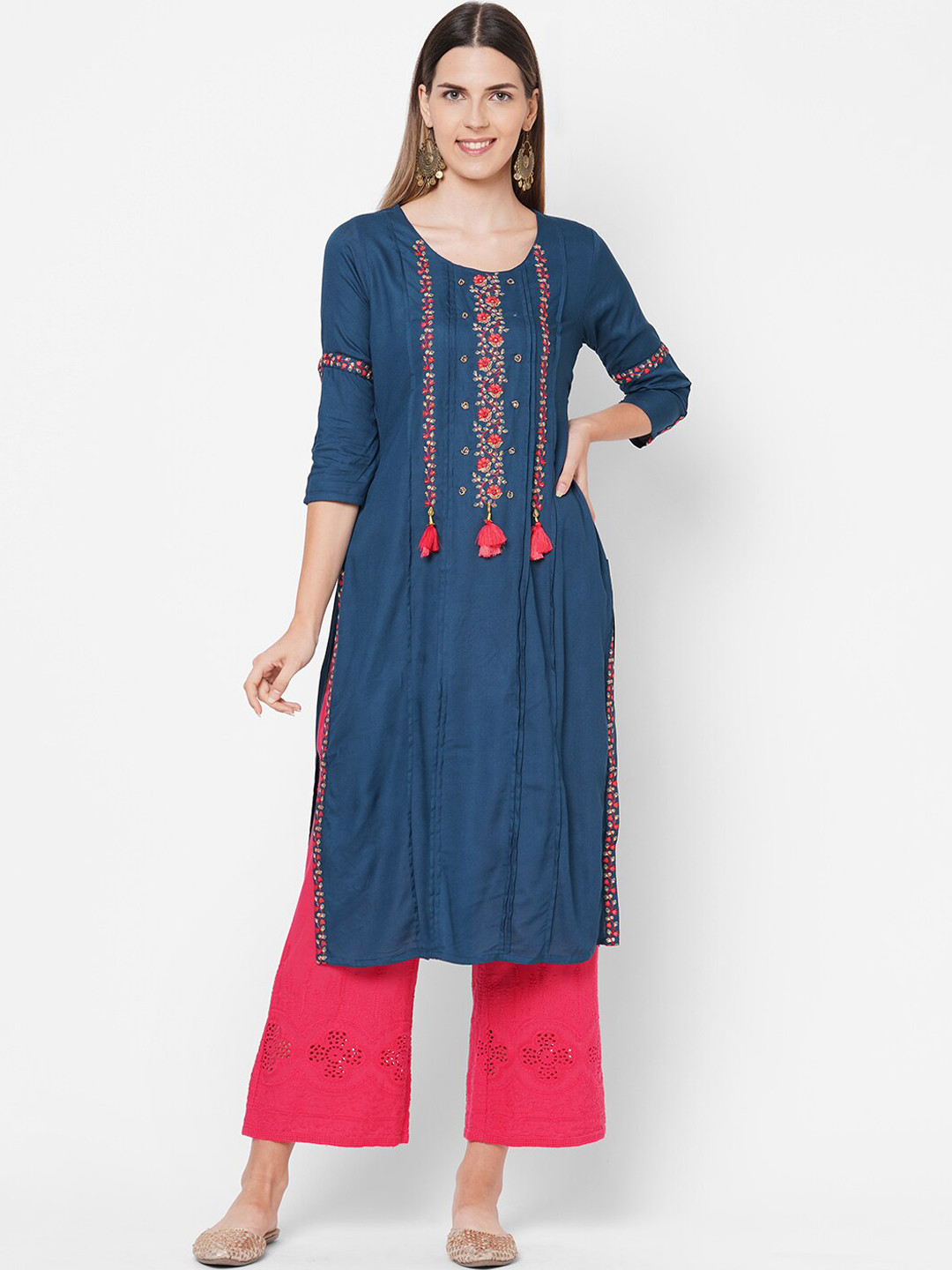 

FASHOR Women Teal Yoke Design Thread Work Kurta
