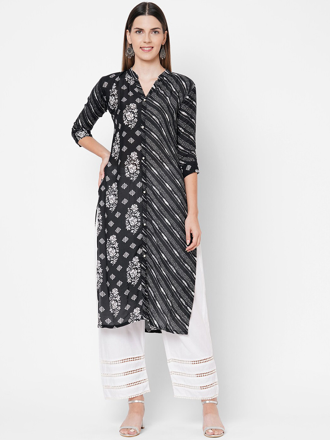 

FASHOR Women Black & White Floral Printed Kurta