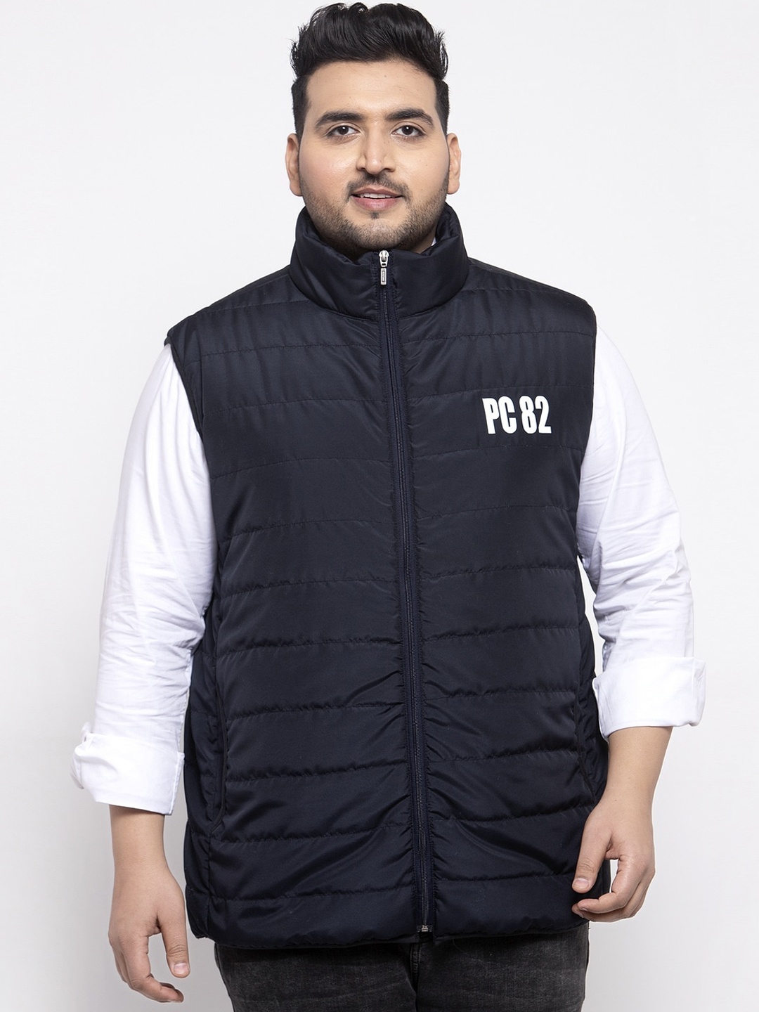 

plusS Men Dark Navy Blue Sleeveless Puffer Jacket