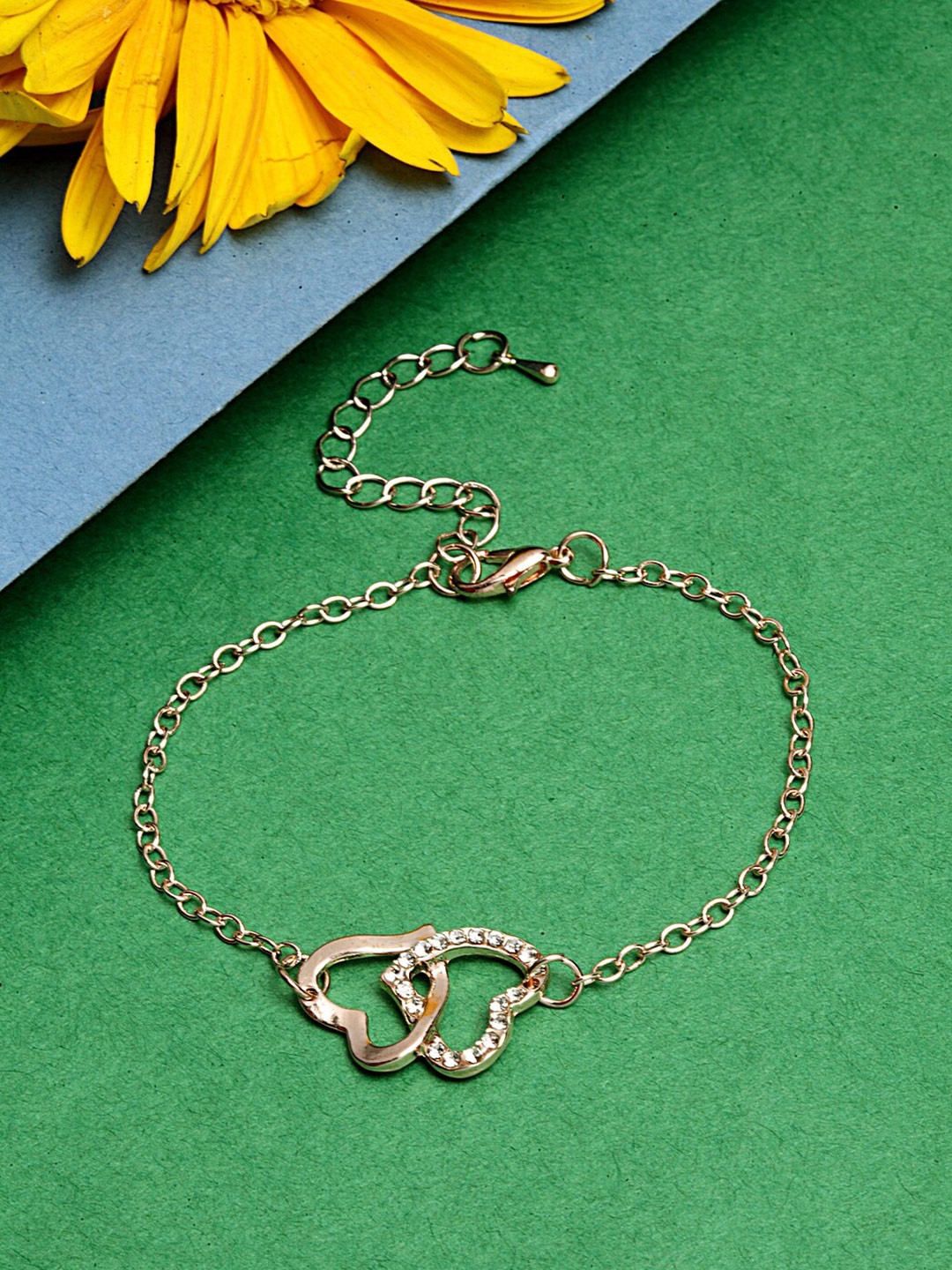 

Ferosh Women Rose Gold & White Rose Gold-Plated Charm Bracelet