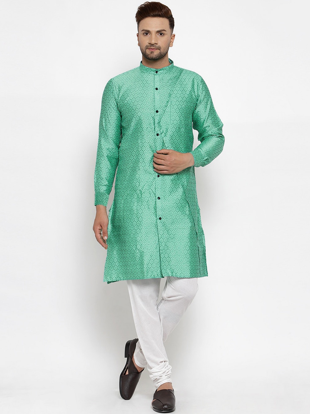 

KLOTTHE Men Green Geometric Woven Design Cotton Silk Kurta