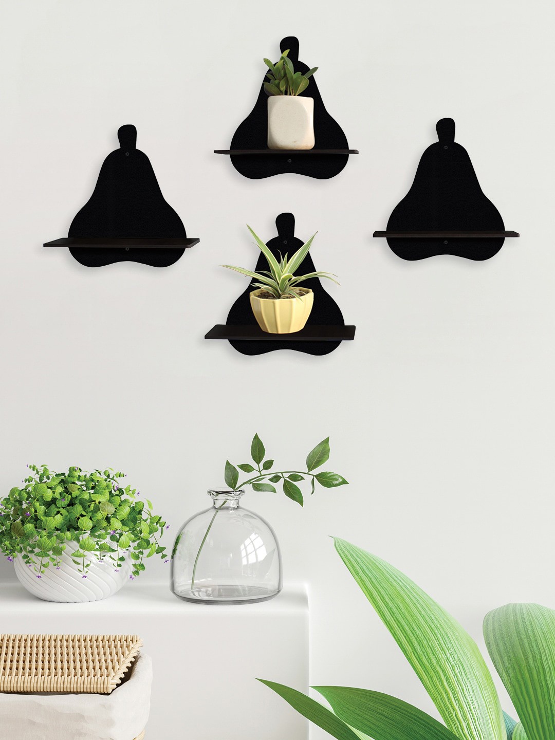 

RANDOM Black Set of 4 MDF Basic Wall Shelves
