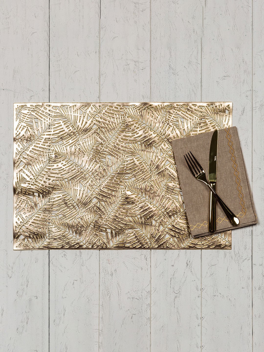 

Pure Home and Living Set Of 6 Gold-Coloured Textured Rectangular Leaf Table Placemats
