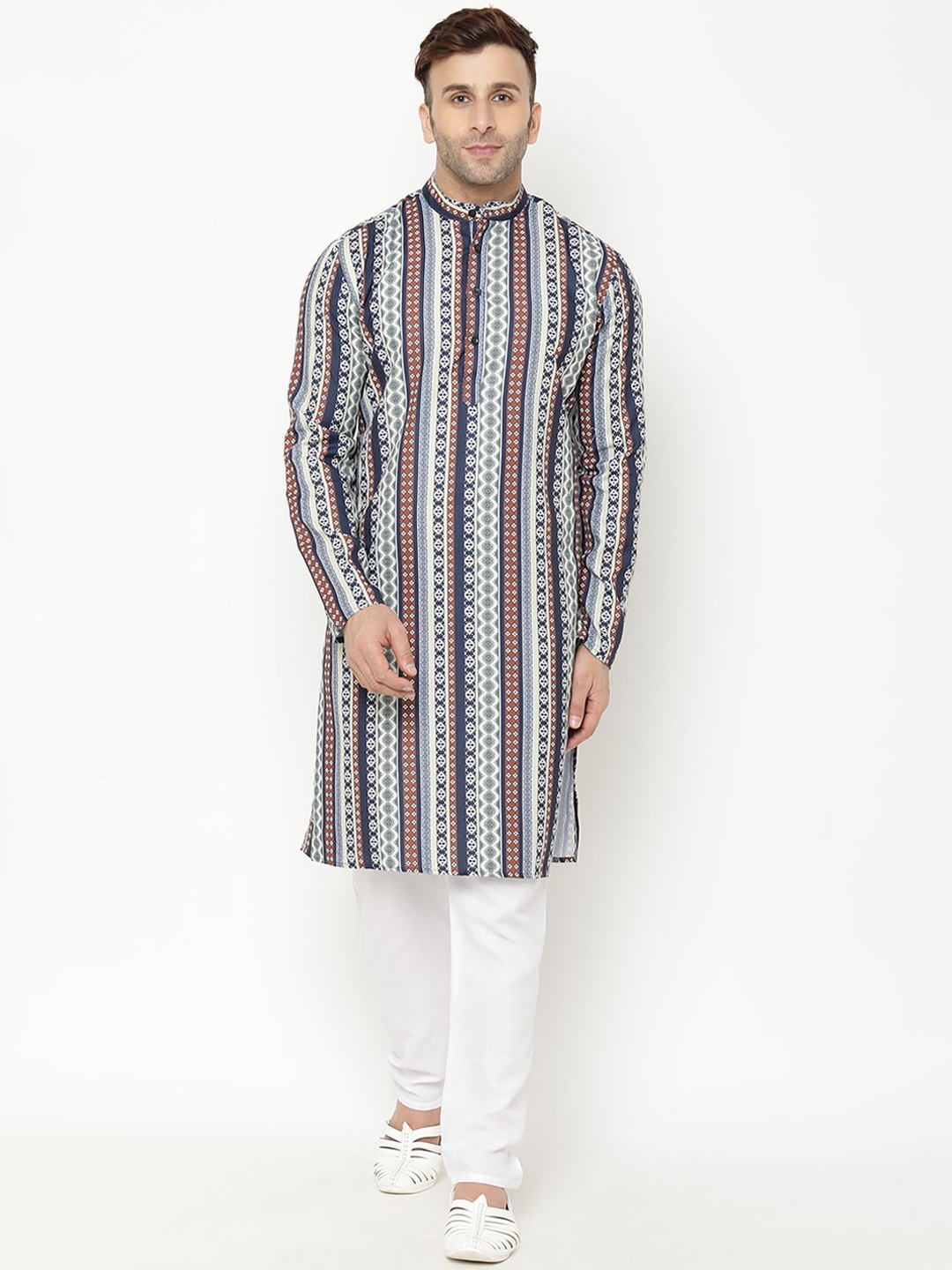 

Hangup Men Navy Blue Striped Kurta with Pyjamas