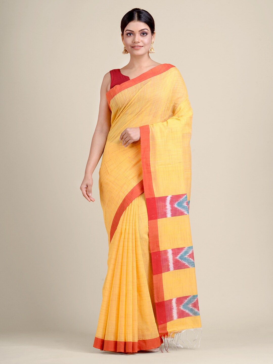 

Charukriti Yellow & Red Handloom Cotton Blended Saree