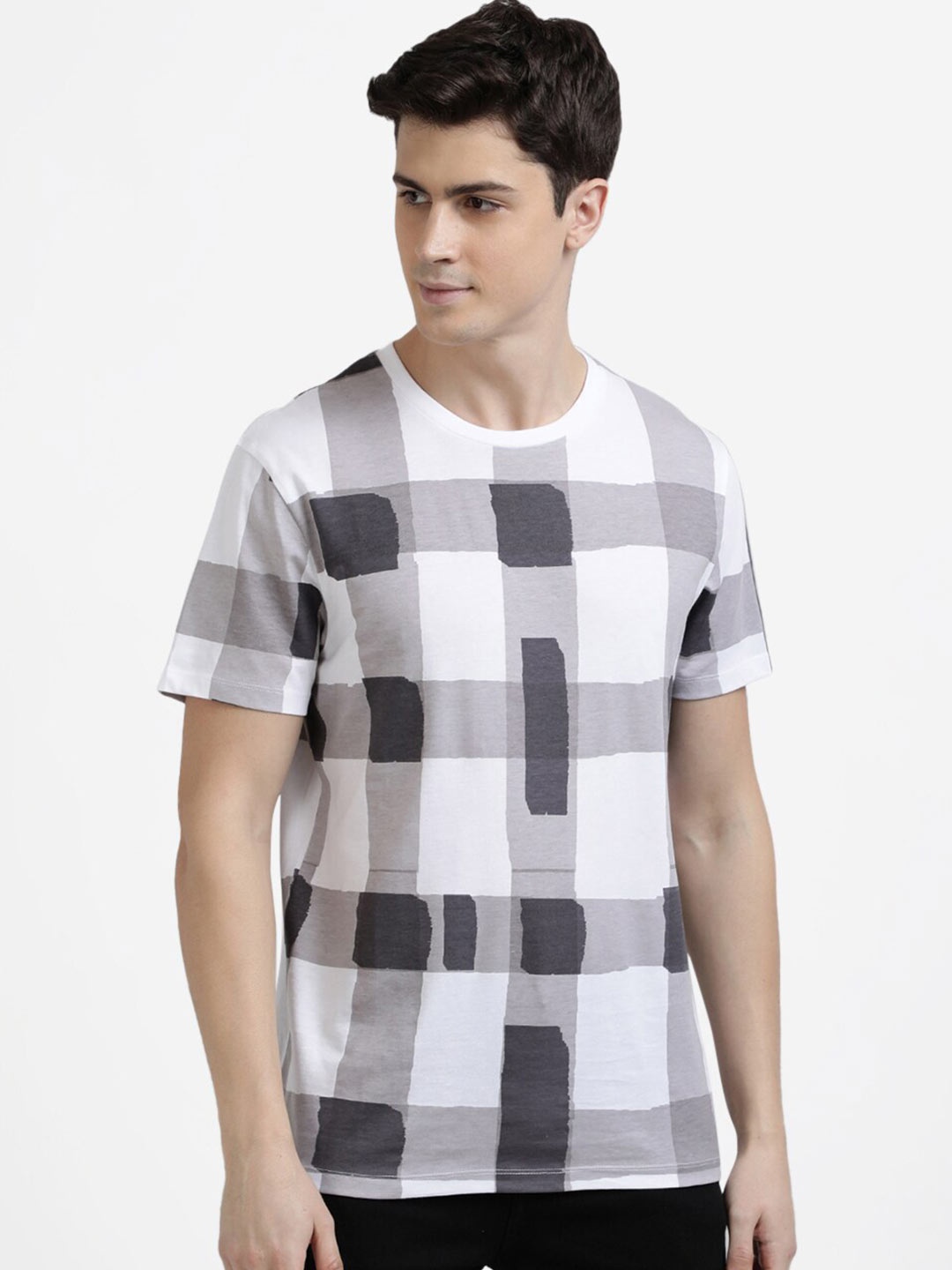 

UrGear Men White Grey Checked Monochrome Cotton Pure Cotton T-shirt