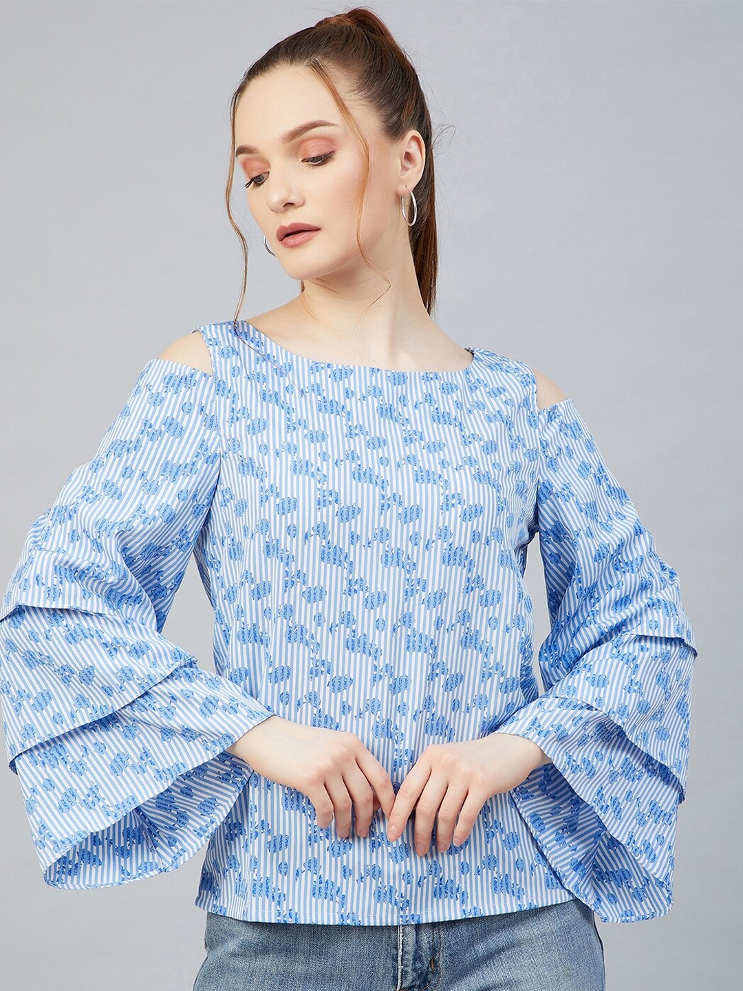 

RARE Blue Striped Bell Sleeve Regular Top