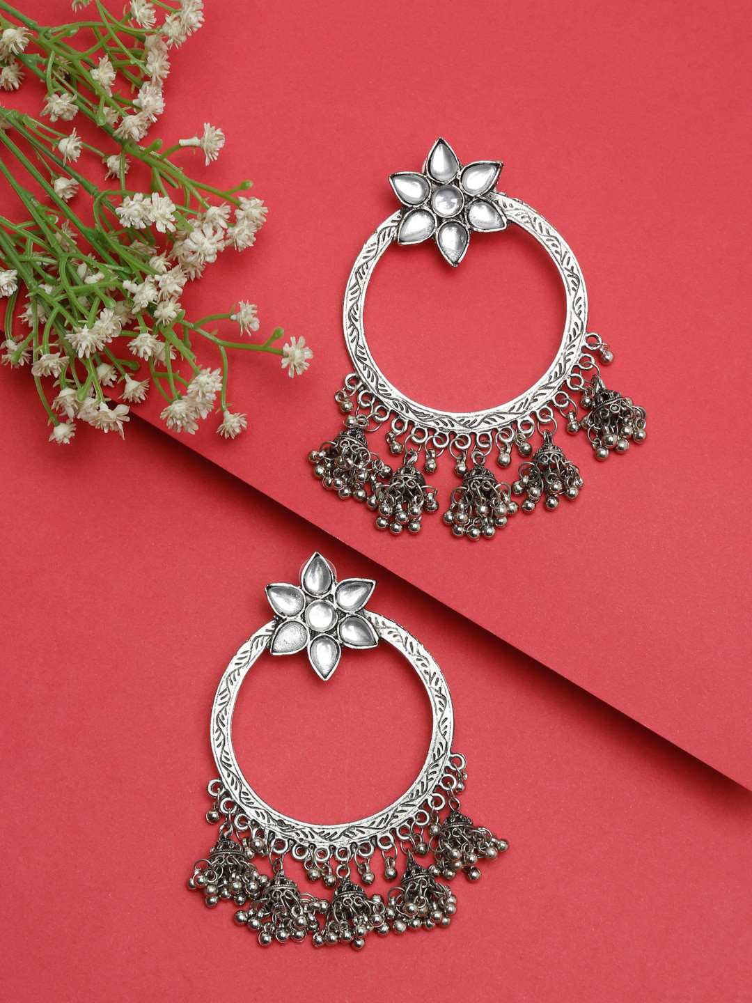 

NEUDIS Silver-Toned Oxidised Antique Contemporary Chanbali Earrings