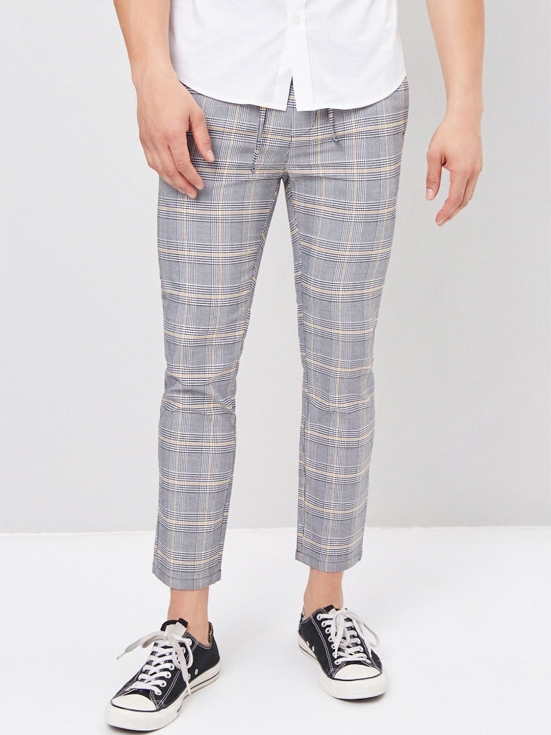

FOREVER 21 Men Multi Checked Trousers
