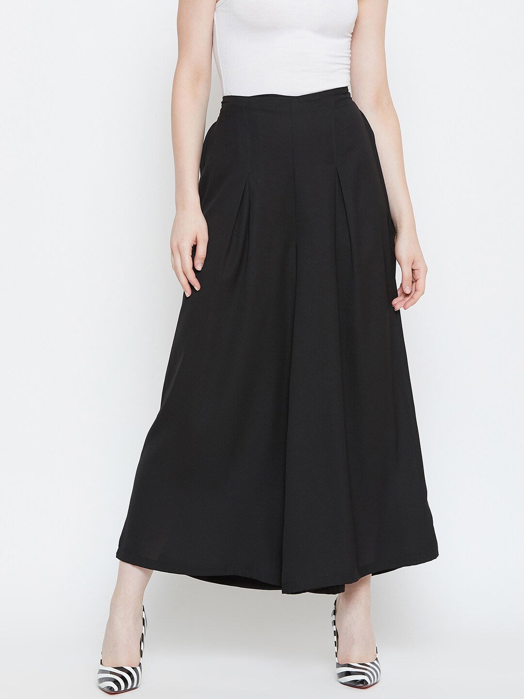 

La Zoire Women Black Solid Georgette Palazzo