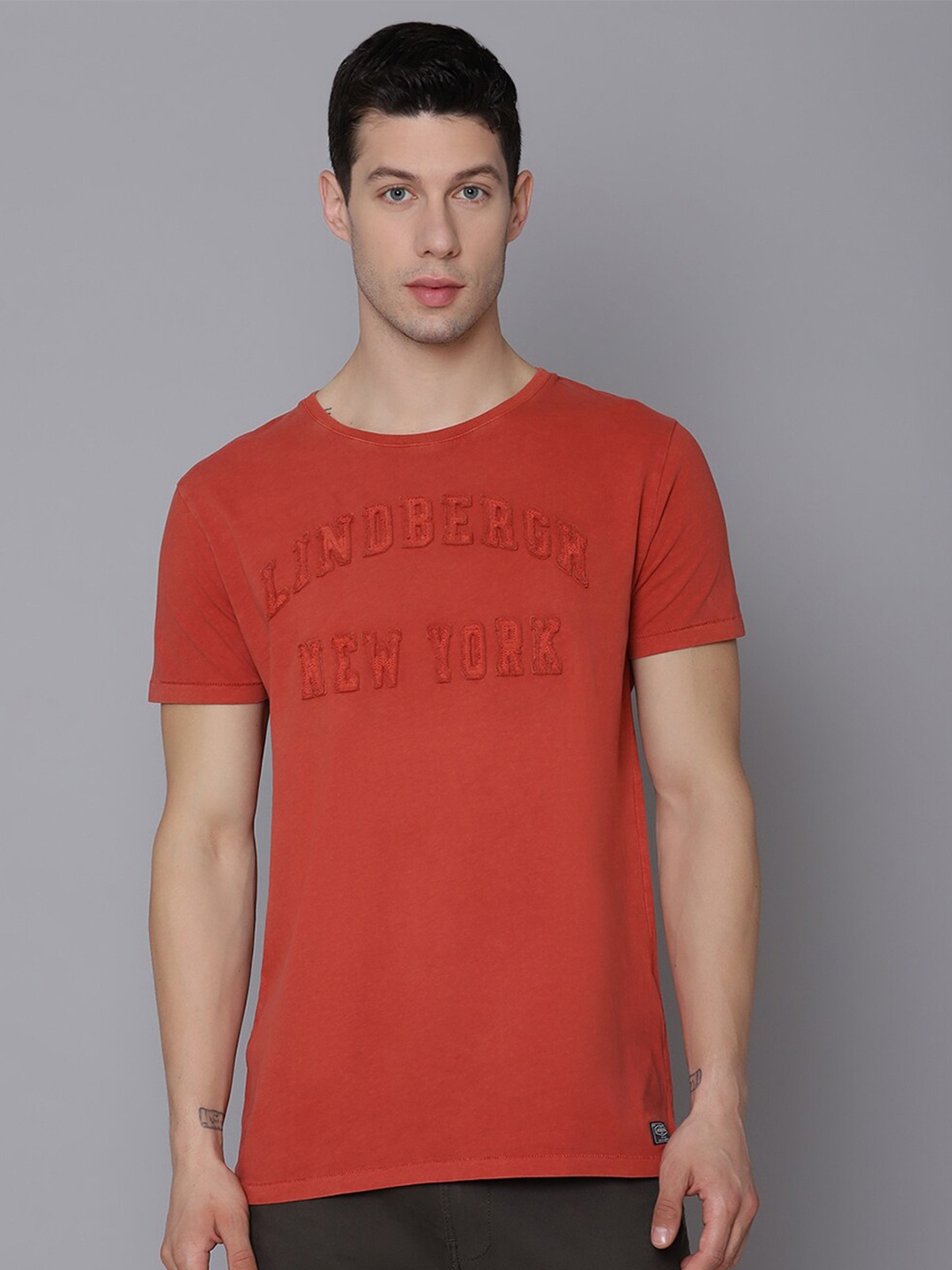 LINDBERGH Men Red Typography Printed Cotton Slim Fit T-shirt