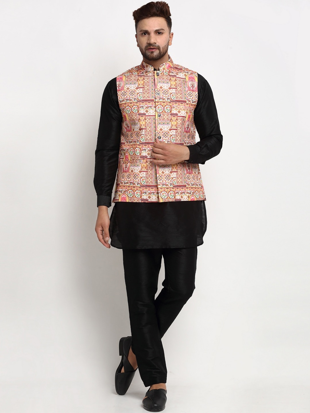 

Benstoke Men Black & Pink Dupion Silk Kurta with Pyjamas & Nehru Jacket