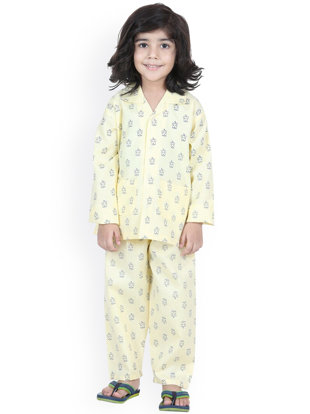 

Aj DEZInES Boys Yellow & Blue Printed Night suit