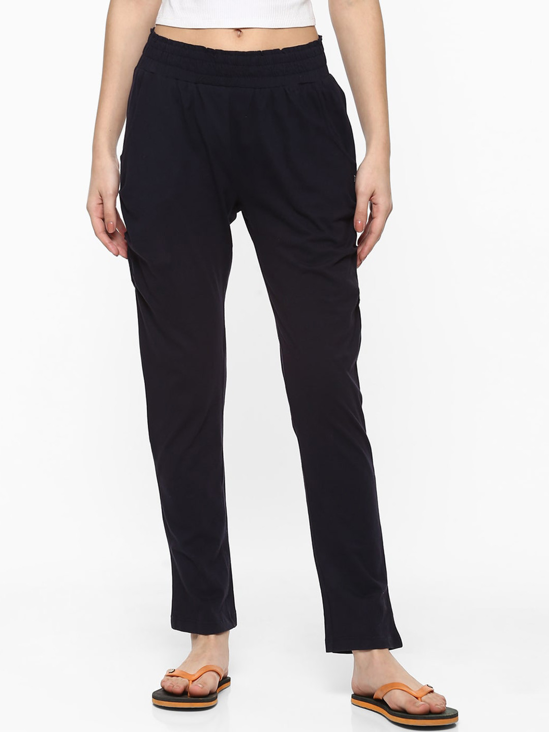 

Porsorte Women Blue Tapered Fit Trousers