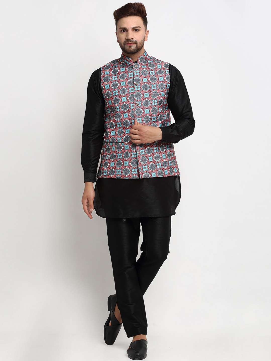 

Benstoke Men Black Floral Printed Layered Dupion Silk Kurta with Pyjamas