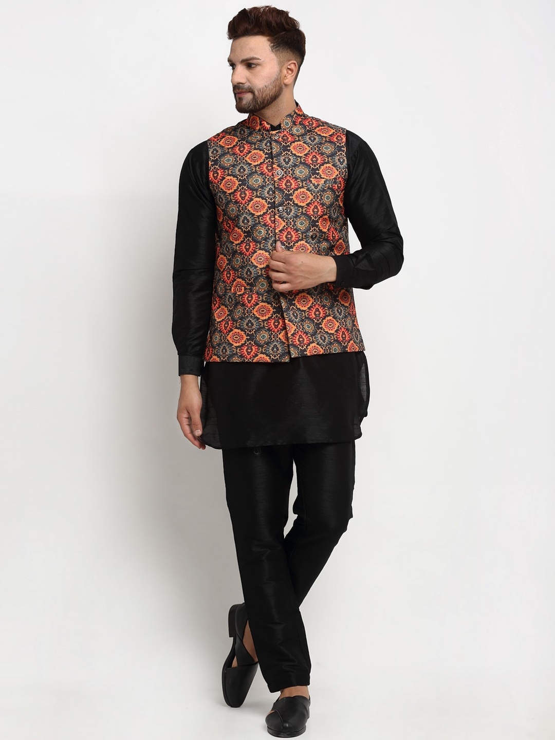 

Benstoke Men Black Ethnic Motifs Printed Layered Dupion Silk Kurta with Pyjamas